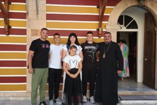 IMG-7ac0283f3142147dc9ba7f60d0e27005-V